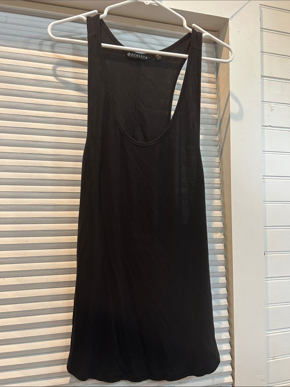 Asymmetrical Athleta Athletic Tank Top, Size XL - Black